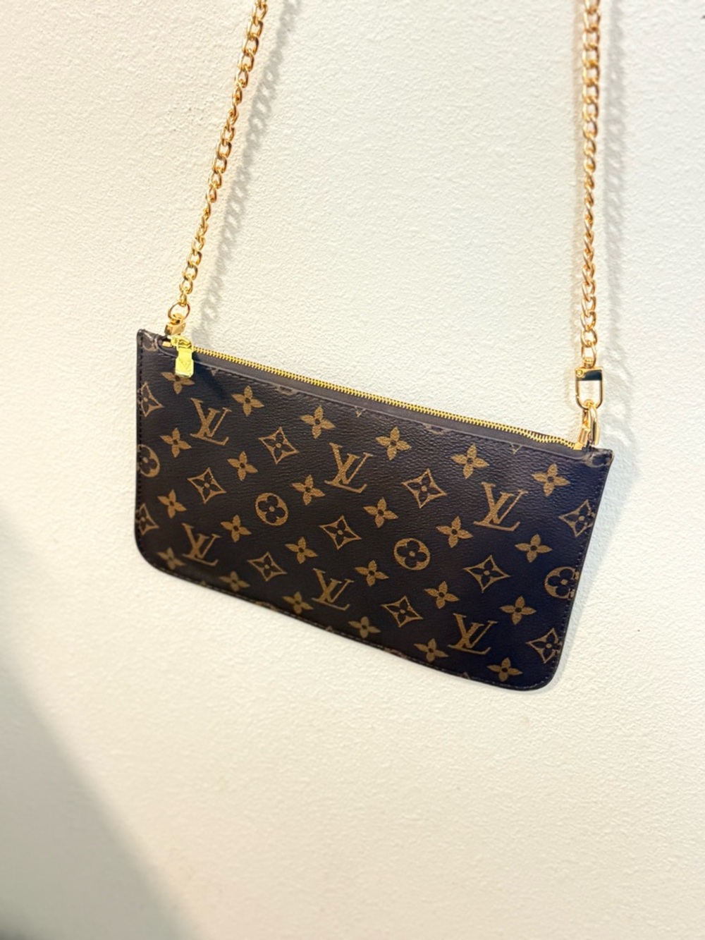 Louis Vuitton Monogram Canvas Chain Pochette - Brown & Gold